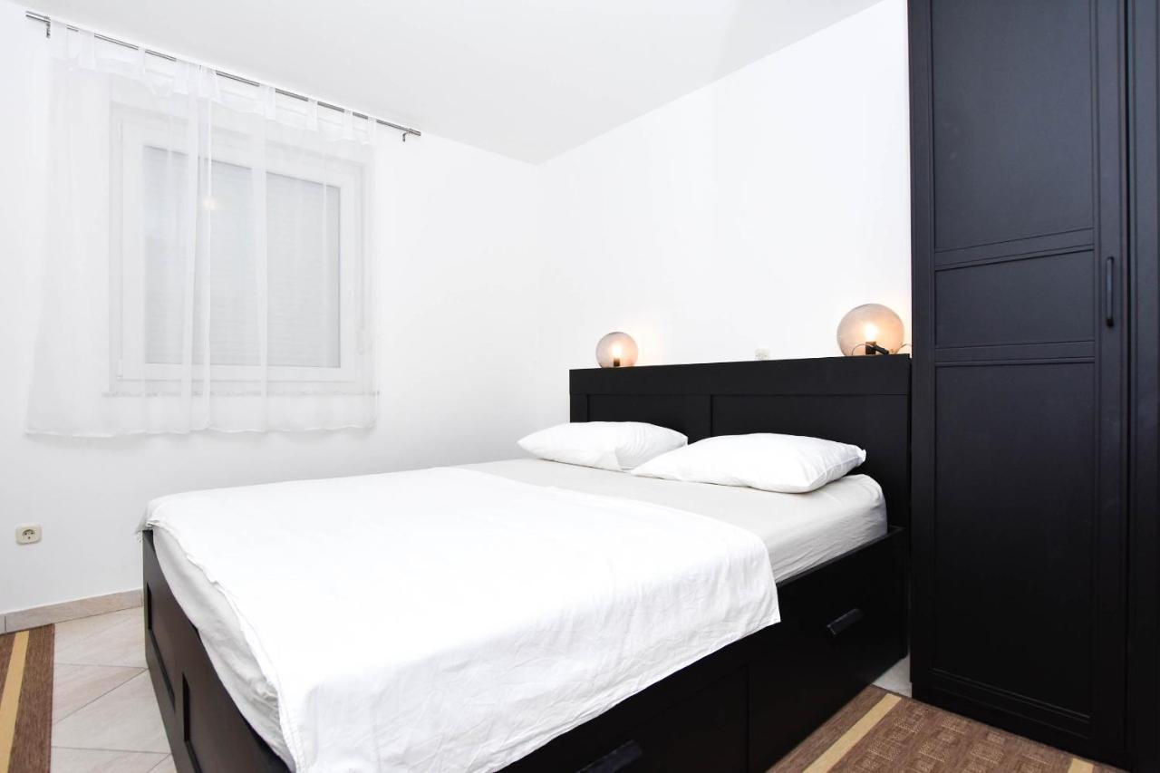 ביוגראד נה מורו Apartment Jaspis מראה חיצוני תמונה