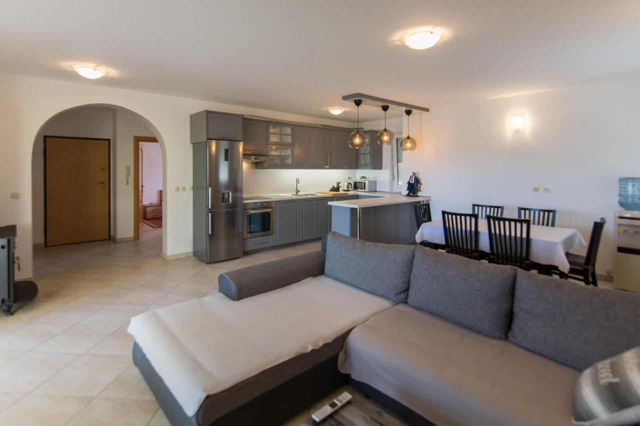 ביוגראד נה מורו Apartment Jaspis מראה חיצוני תמונה