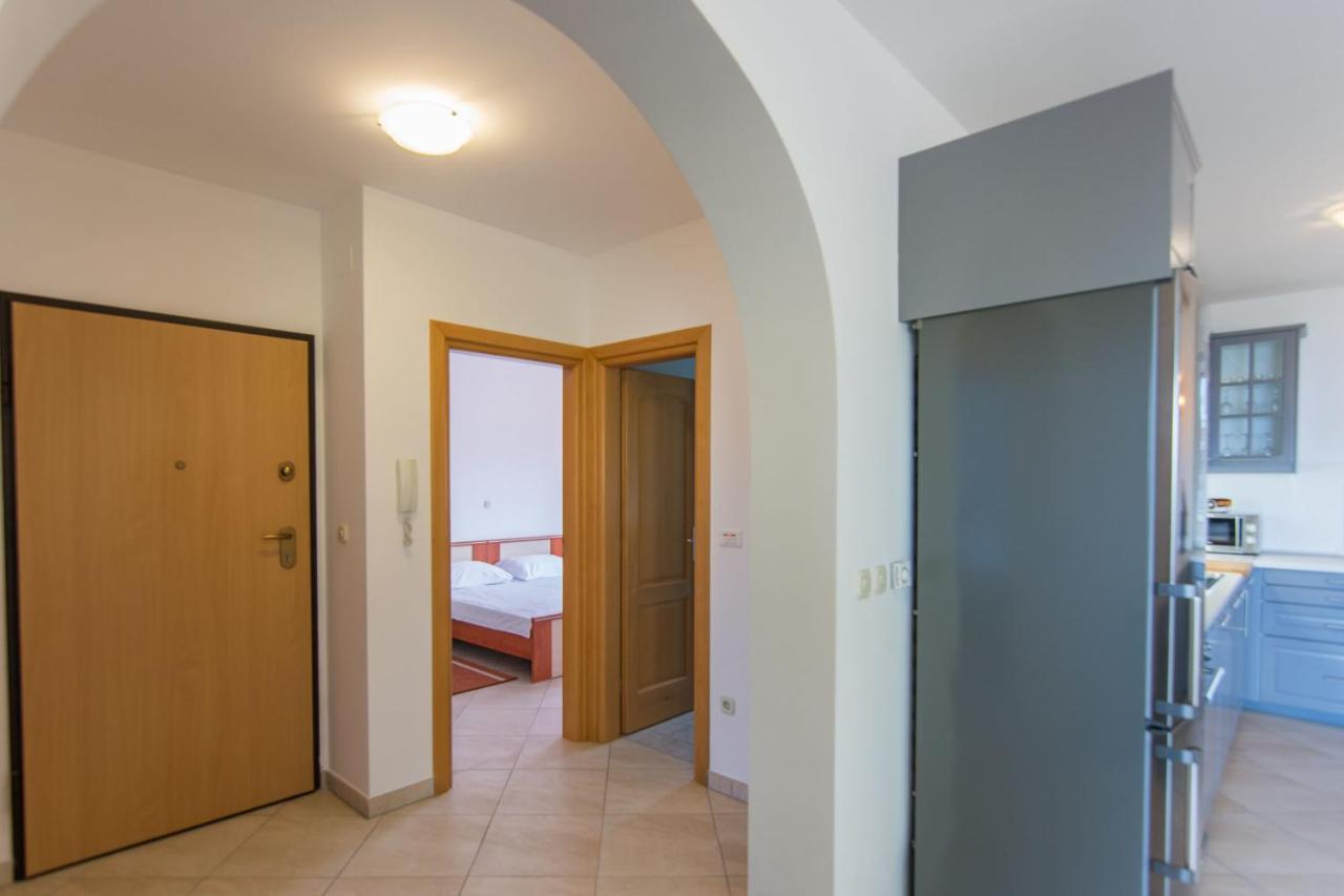 ביוגראד נה מורו Apartment Jaspis מראה חיצוני תמונה